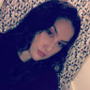 Meet your Posher, Leanna